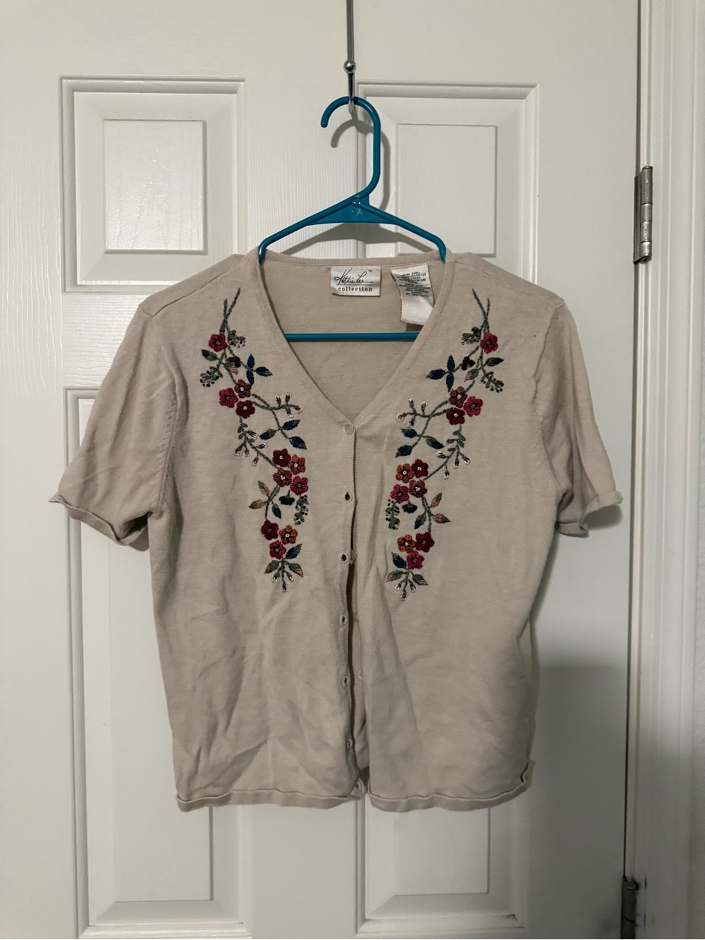 Vintage-Inspired Embroidered Cream Button-Front Top